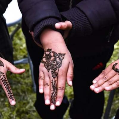 Tatouages au hénné signés Leïla